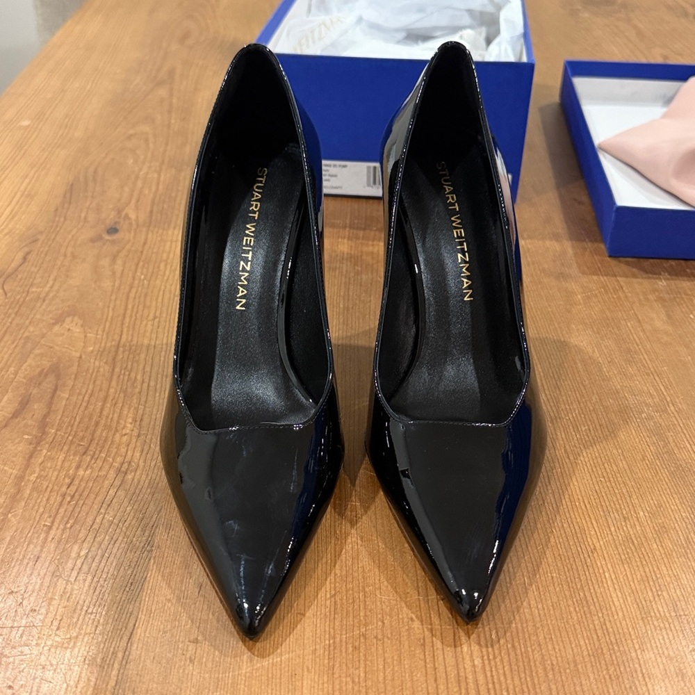 Stuart Weitzman Vinnie 85 Pump - Picture 2 of 15